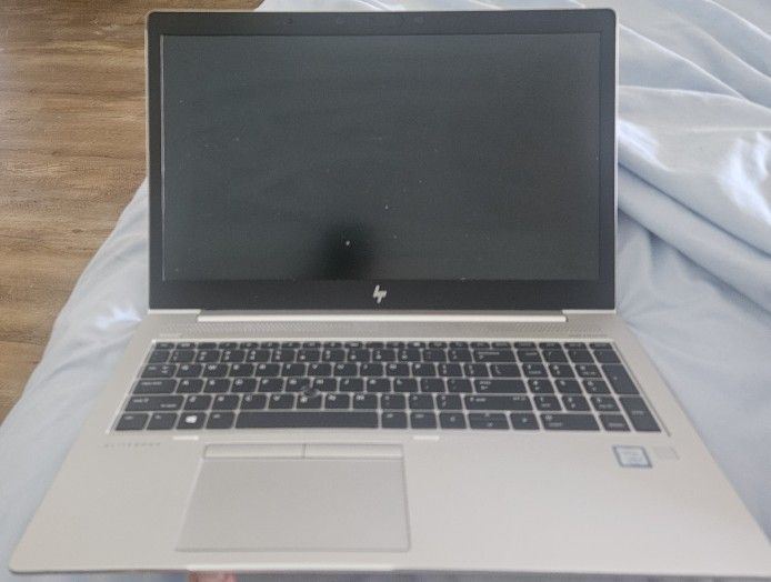 HP Laptop i5 850 G6
