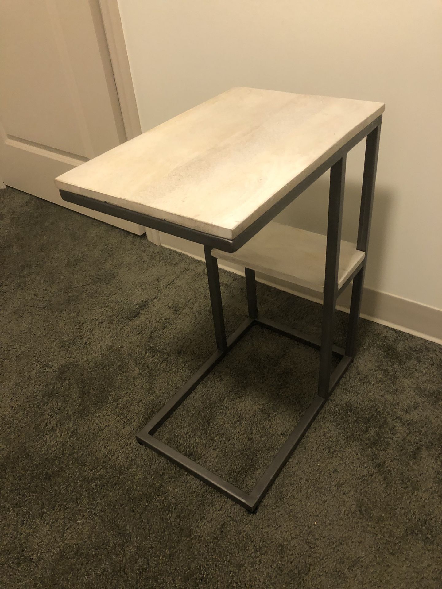 End table, side table, night stand