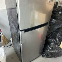 Mini fridge