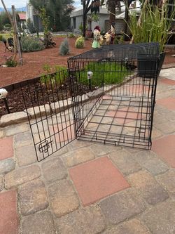 Dog kennel crate