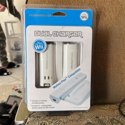 Dual Charger For Nintendo Wii