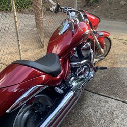 2007 Suzuki Bulevard 109  Chery Red Color 