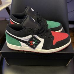 Air Jordan 1 low Mighty Swooshers 