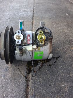 A/C  compresor..Nissan path finder.  95