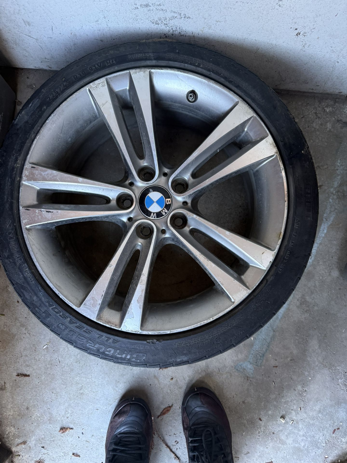 18 Inch Bmw Rim Oil Pan Waist Oil Holder Gas Can