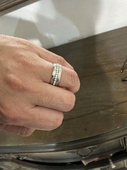 Men’s ring