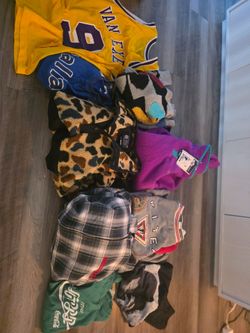 Lot of clothes vintage?