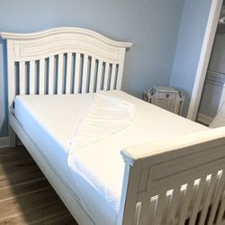 Full Size Set Solid Wood With Puffy Mattress Included 