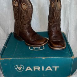 Ariat