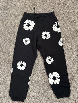 THROW OFFERS Denim tear pants size M