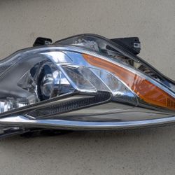 2017 Buick Regal HID RF Headlight & Ballast 
