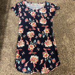 Tight dress with flowers