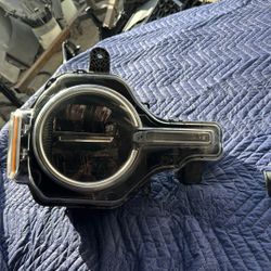 2023 2025 Ford Bronco, drivers Headlight,