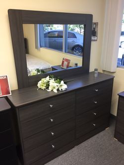 Compressed wood dresser with mirror