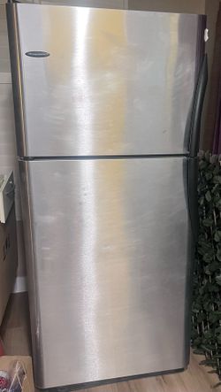 working Frigidaire Refrigerator !!