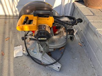 Dewalt 12 compound meter saw