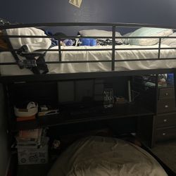 Full Size Bunk Style Bed With Desk