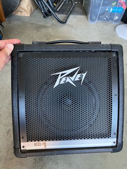 Amplifier - Peavey KB1