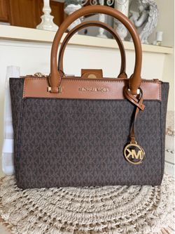 Michael Kors women's handbag. New.