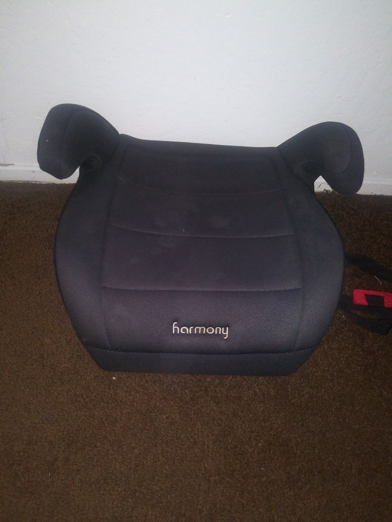 $8 all black booster seat harmony