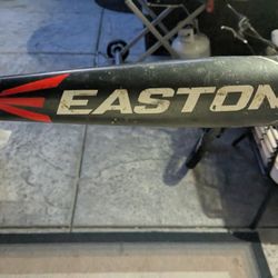 EASTON S650 28' 2 5/8 And Rawlings 12.5 Glove