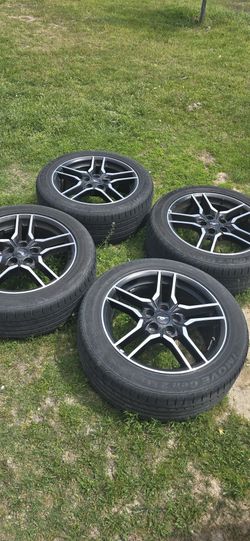 Mustang Gt  wheels  R18.  2015-2023
