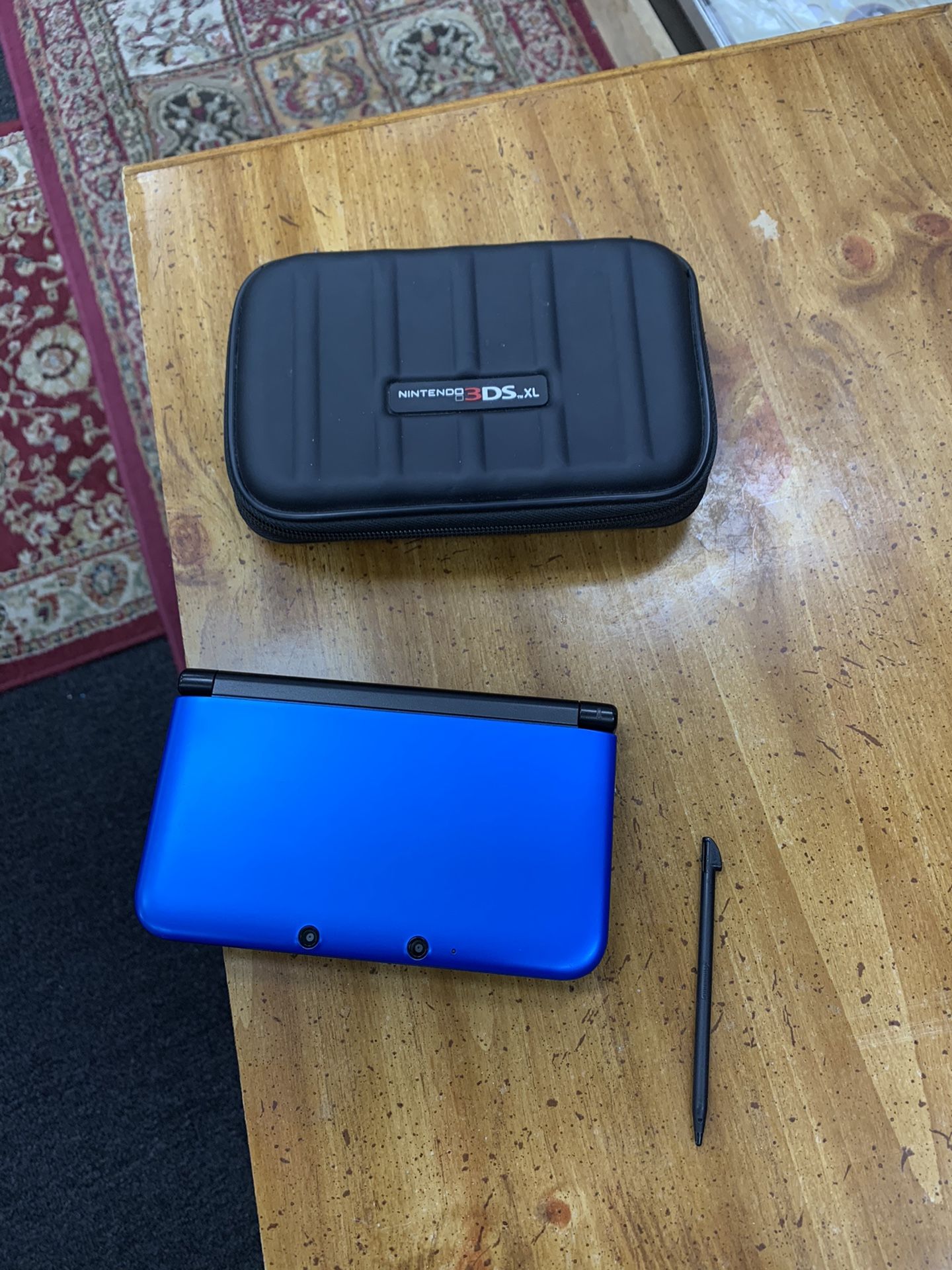 Nintendo 3DS XL with Case