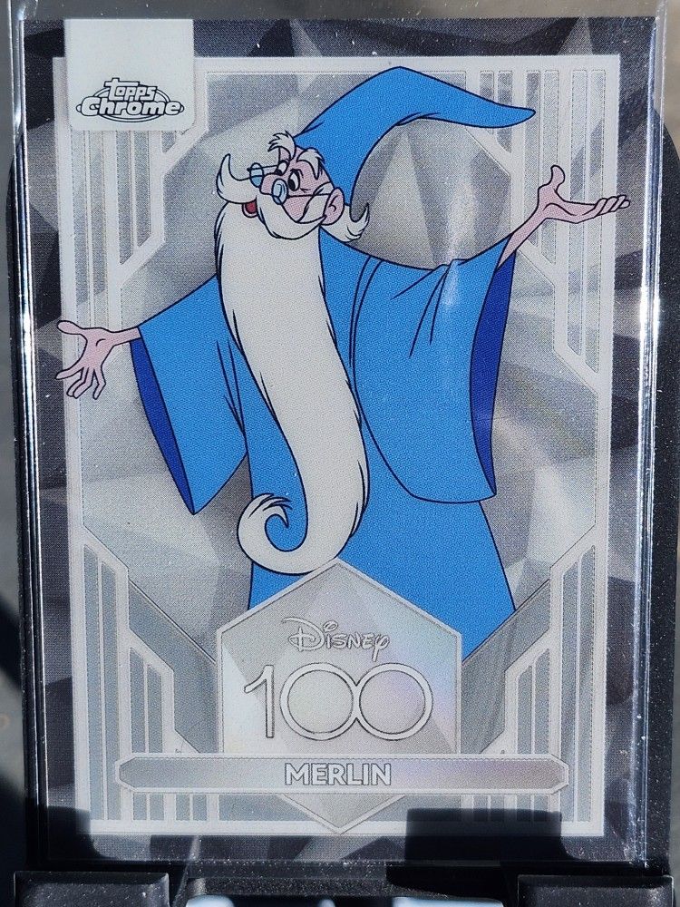 Topps Chrome Disney 100 Merlin
