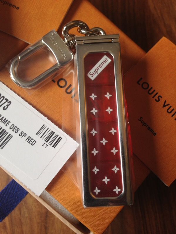 Louis Vuitton x Supreme Ultra Rare FW17 Red Supreme Box Logo Dice Key Chain