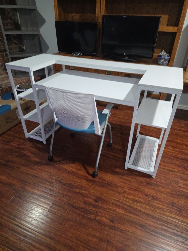 Beautiful Clean White Writting Desk And Chair.