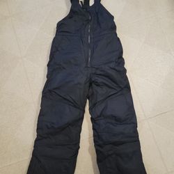 New snow overall size 4/5