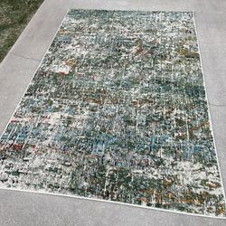 Cool Color Blend Area Rug (5’3”x7’6”)
