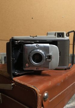 Polaroid land camera model 80B