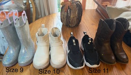 Girls’ Shoes & Boots