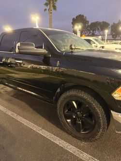 Black Dodge Ram 1500 Crew Cab Pickup Truck