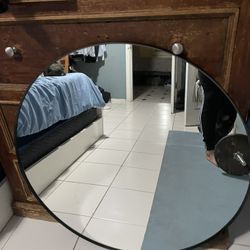 Round Mirror 