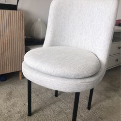 Chair (Desk/Dining/Sitting)