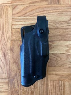Safariland S&W M&P Holster with Light