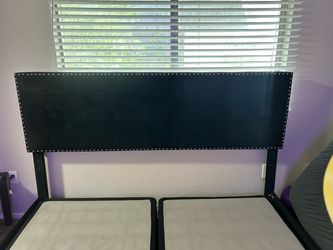 Kind bed frame W/ 2 twin mattress
