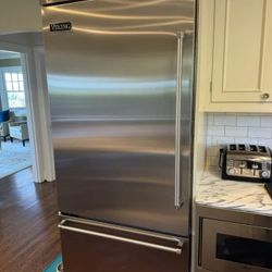 Viking Built In Refrigerator 