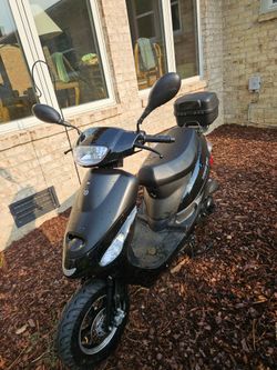 TAO 49cc / 50cc moped with brand new helmet