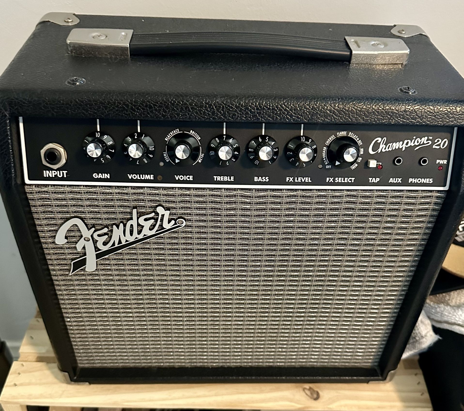 Fender Champion 20 Modeling Guitar Amp
