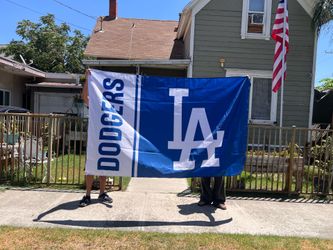 Dodgers big flag size 8’x5’