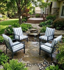 Four piece aluminum patio chairs deep seating cushions oversized aluminum patio chairs brand new in the box  🆕☑️