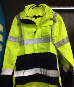 Type R Class 3 Breathable, Waterproof, High Visibility Jacket