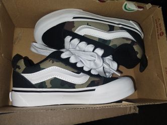 Vans size 12.5 y