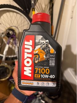 Motul 7100 Full Synthetic Oil 10W-40