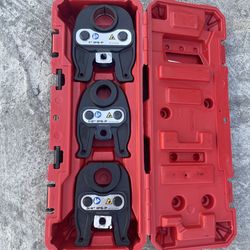Milwaukee M12 1/2 in. - 1 in. BIP IPS Iron Press Tool Gas Jaw Kit Force Logic ProPress Press Tool  $699