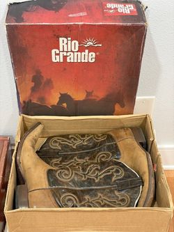 Rio Grande brown leather cowboy boots