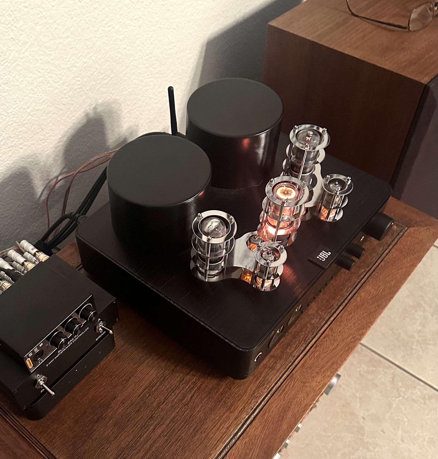 Awesome Deal Like New Dayton Audio HTA200 Hybrid Stereo Tube Amp for